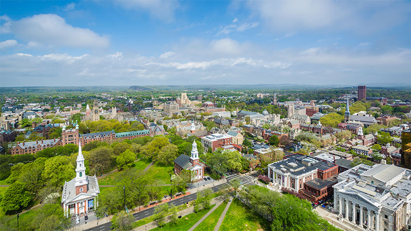 A aerial view of the New Haven Green.